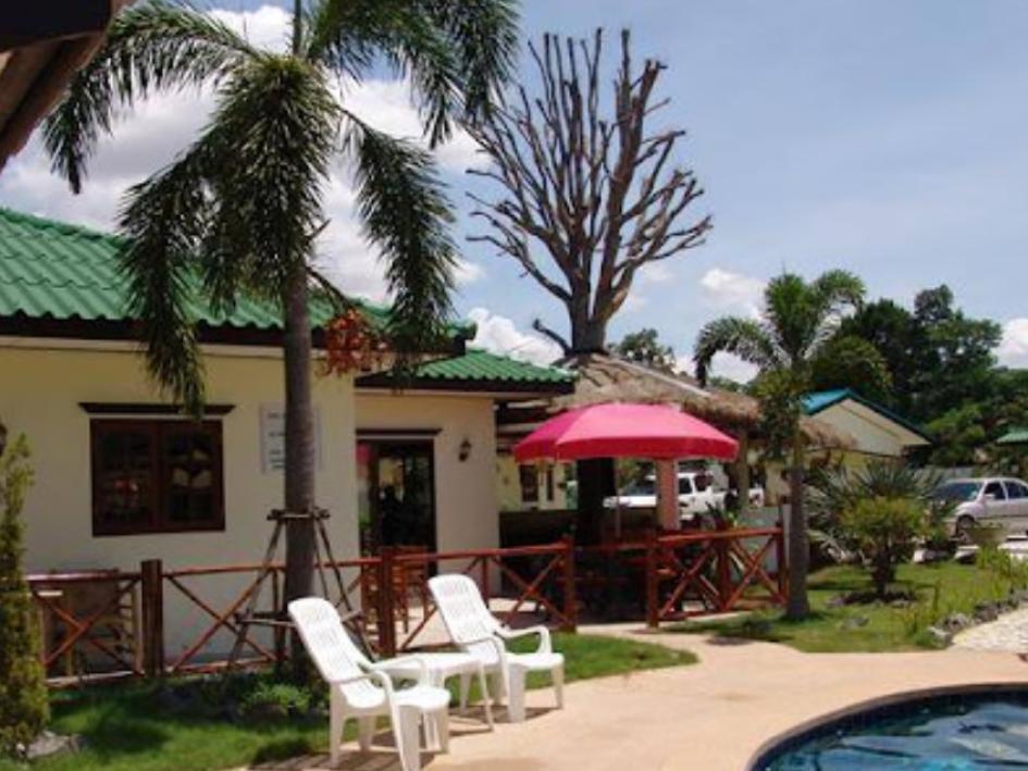 Ryans Resort Prasat Экстерьер фото