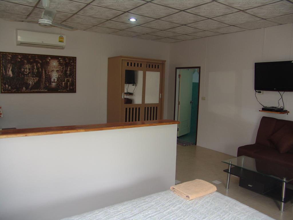 Ryans Resort Prasat Экстерьер фото